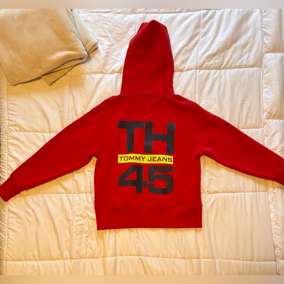 Tommy jeans hoodie - Picture 2 of 3